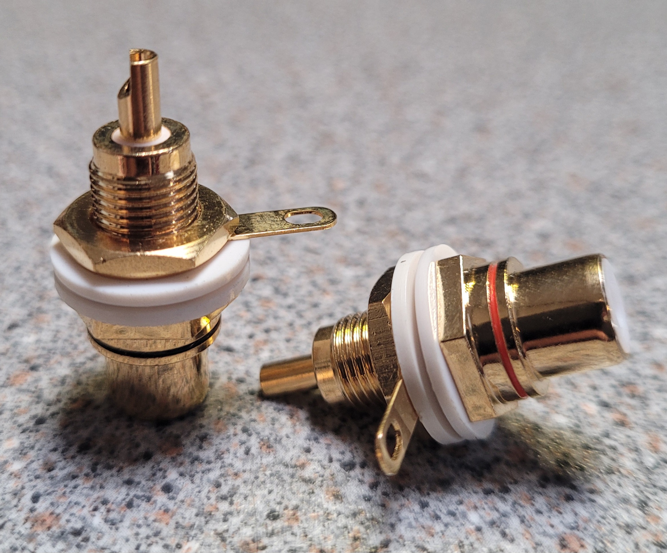 CC 3010, Cinch contra chassisdeel